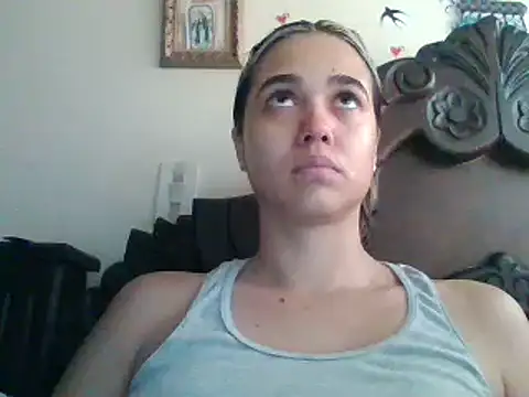 trianabell online show from February 16, 4:42 pm