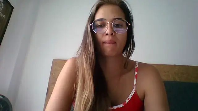 trianabell online show from December 2, 2:45 pm