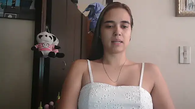 trianabell online show from July 14, 4:45 pm