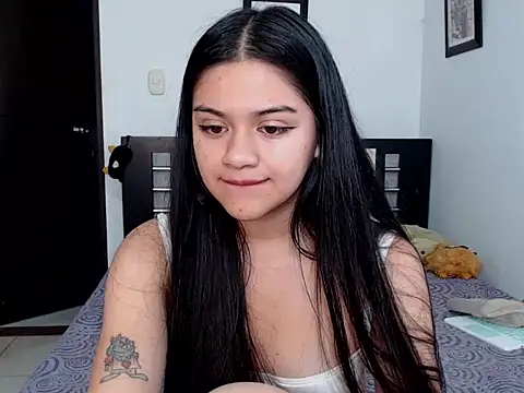Snapshot of angelbeat_ chatting on January 8, 12:17 am angelbeat  online show from January 8, 12:17 am