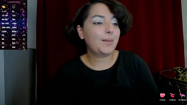 Snapshot of BustyAllyy chatting on November 8, 6:51 pm BustyAllyy online show from November 8, 6:51 pm