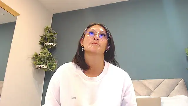SharisWillian online show from May 15, 2:51 am