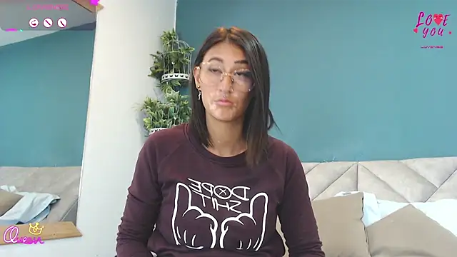 SharisWillian online show from June 5, 3:46 am