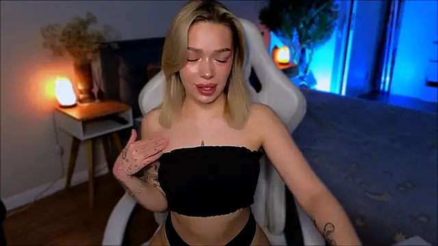 Lily Yin online show from January 10, 5:42 am