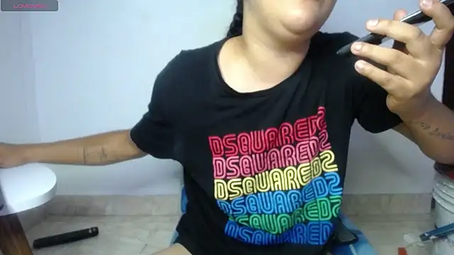 Snapshot of Eros_Smit chatting on July 13, 4:43 pm Eros Smit online show from July 13, 4:43 pm