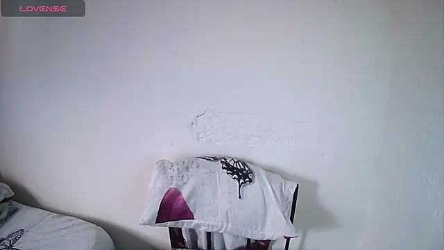 lynieh- online show from February 9, 8:46 pm