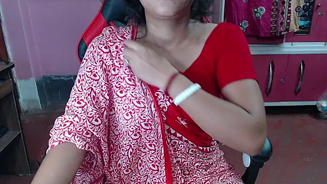 Snapshot of Angel_Alison_ chatting on March 20, 11:05 am Angel Alison online show from March 20, 11:05 am