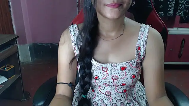 Snapshot of Angel_Alison_ chatting on May 23, 6:56 pm Angel Alison online show from May 23, 6:56 pm