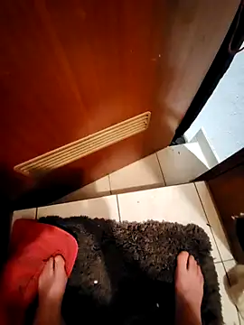 Snapshot of 0815lukas2024 chatting on December 19, 5:29 am 0815lukas2024 online show from December 19, 5:29 am