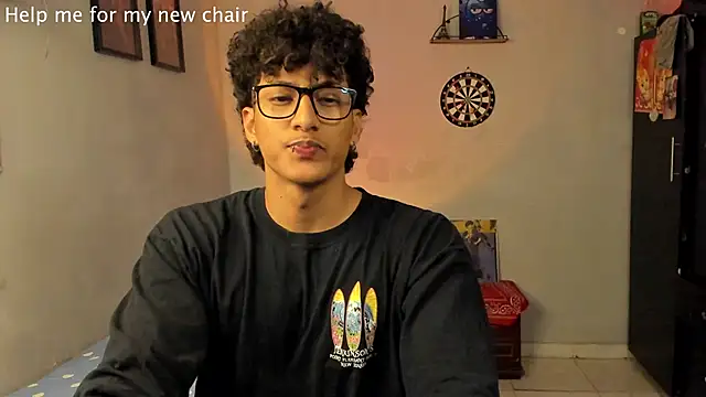 Snapshot of Ivano_joness chatting on March 21, 4:28 am Ivano joness online show from March 21, 4:28 am