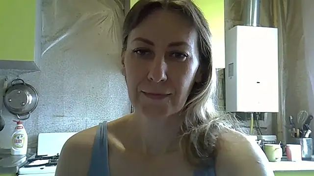 AshleyXHoney online show from June 5, 7:03 am