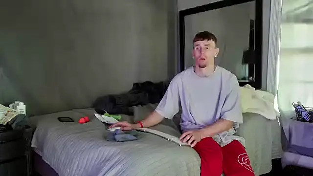 Snapshot of RyleyRydes chatting on December 22, 8:14 pm RyleyRydes online show from December 22, 8:14 pm