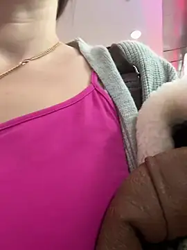 Snapshot of MooonReal chatting on January 24, 4:27 am MooonReal online show from January 24, 4:27 am