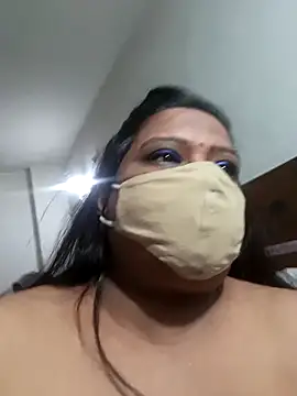 Snapshot of Love_Jenny chatting on November 24, 6:13 am Love Jenny online show from November 24, 6:13 am