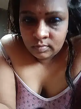 Love Jenny online show from May 24, 5:01 am