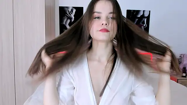 evelinal ove online show from March 8, 5:07 am