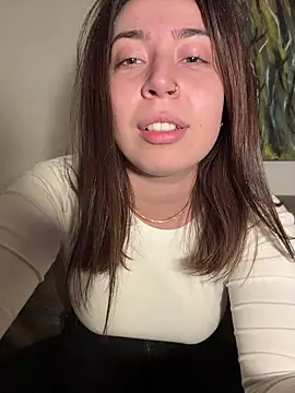 KimArts online show from December 4, 7:22 pm