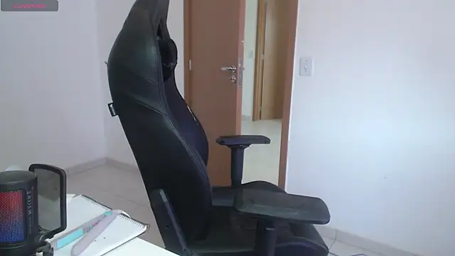 charlotbelucci  online show from October 7, 10:34 am