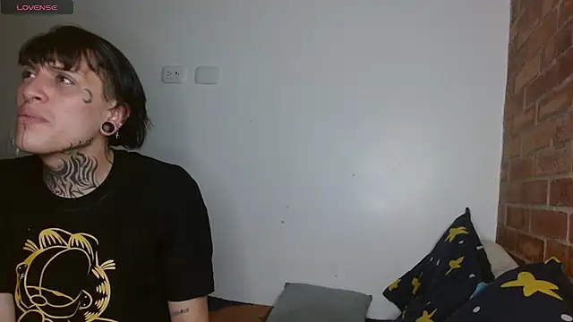 charlotbelucci  online show from December 18, 11:16 am