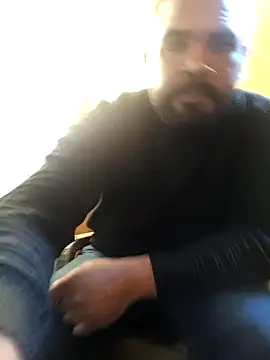 ListedLoin online show from January 30, 1:31 pm