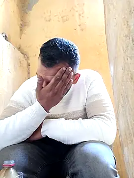 ListedLoin online show from February 15, 8:54 am