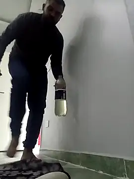 ListedLoin online show from February 19, 3:05 pm