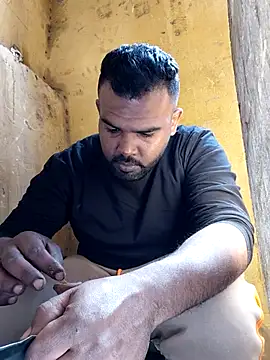 ListedLoin online show from March 6, 9:50 am