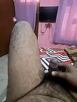 Snapshot of Loveboycurvy chatting on January 21, 10:41 am Loveboycurvy online show from January 21, 10:41 am