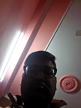 Snapshot of Loveboycurvy chatting on November 26, 2:23 am Loveboycurvy online show from November 26, 2:23 am