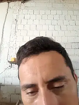 Snapshot of luissilva0071 chatting on February 2, 1:08 pm luissilva0071 online show from February 2, 1:08 pm