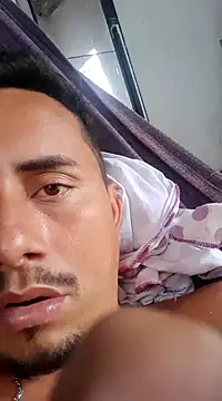 Snapshot of luissilva0071 chatting on February 6, 6:24 pm luissilva0071 online show from February 6, 6:24 pm