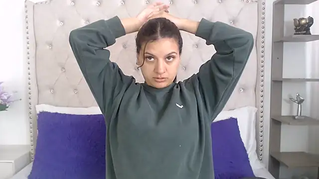 Abril Squirt online show from July 12, 2:41 pm