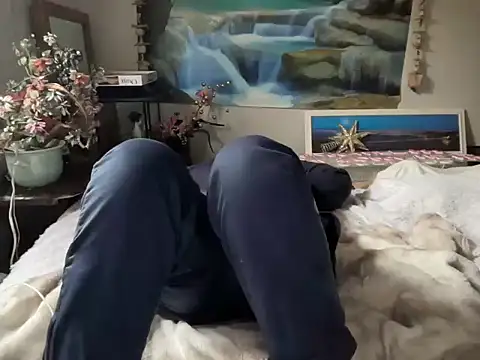 Snapshot of MelanieFawker chatting on October 25, 3:07 pm MelanieFawker online show from October 25, 3:07 pm