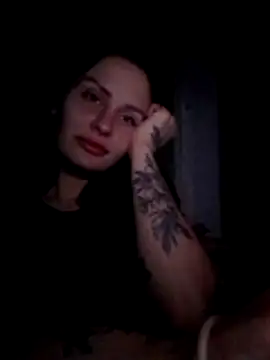 Snapshot of Tracey_Izzy chatting on December 21, 10:50 pm Tracey Izzy online show from December 21, 10:50 pm