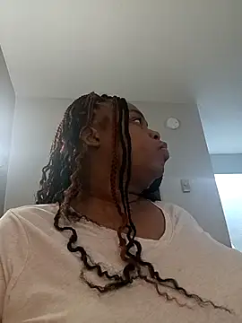 pinkpassionpleaser online show from February 22, 3:56 am