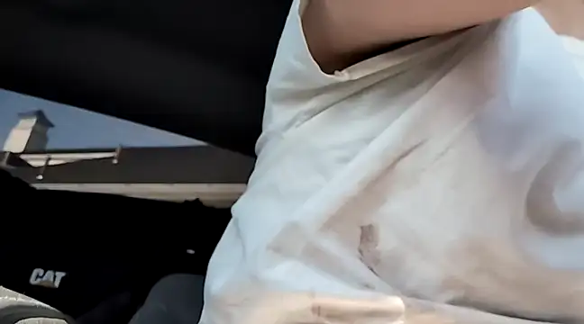 Snapshot of jwiththethickone413 chatting on March 4, 4:20 pm jwiththethickone413 online show from March 4, 4:20 pm