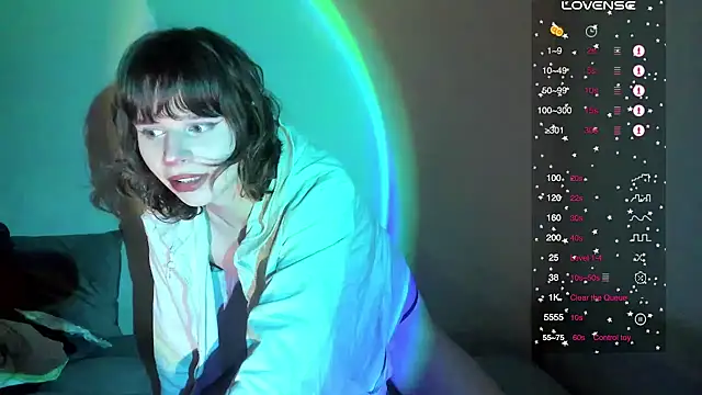 salonica online show from December 13, 10:55 pm