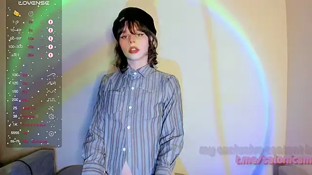 salonica online show from December 23, 11:28 pm