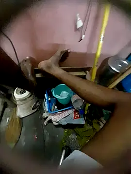 Snapshot of Tamil_boy_age28 chatting on September 15, 1:55 pm Tamil boy age28 online show from September 15, 1:55 pm