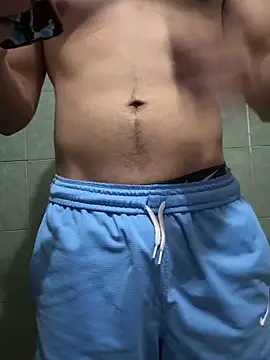 Snapshot of Mr_savage69 chatting on November 27, 12:24 am Mr savage69 online show from November 27, 12:24 am