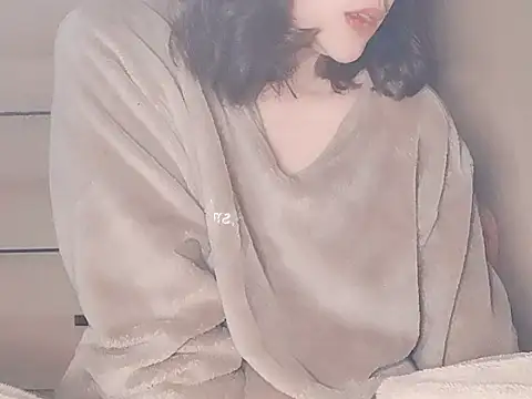 Snapshot of Pink_cream chatting on March 7, 4:33 pm Pink cream online show from March 7, 4:33 pm