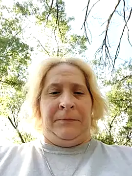 Snapshot of Icedcoffee2024 chatting on October 8, 6:27 pm Icedcoffee2024 online show from October 8, 6:27 pm