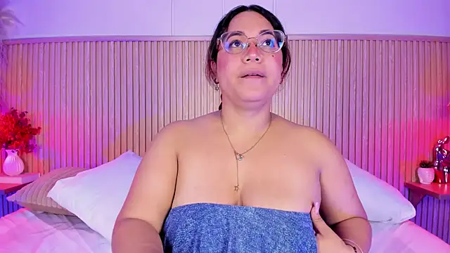 Snapshot of MelissaKarterrs chatting on July 11, 12:19 pm MelissaKarterrs online show from July 11, 12:19 pm