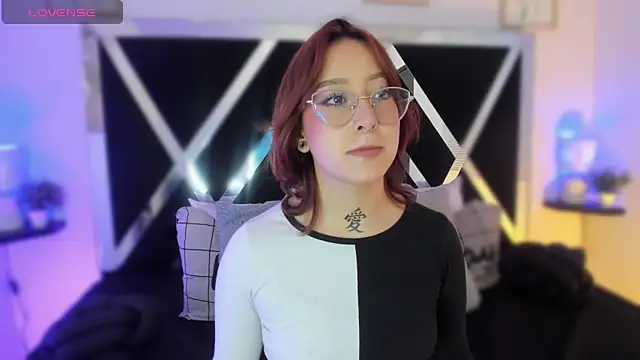 sofi bakerr online show from March 19, 7:06 pm