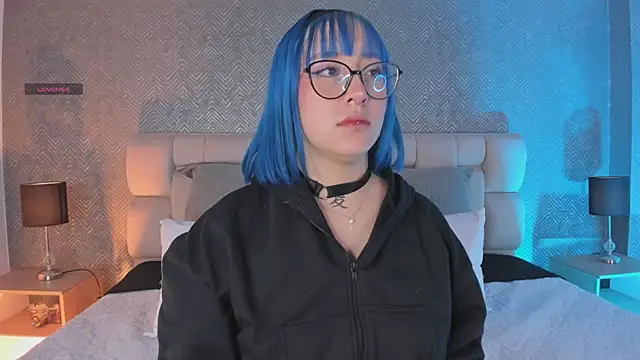 sofi bakerr online show from September 25, 11:36 am