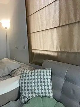 Snapshot of DaryRos chatting on March 16, 10:14 pm DaryRos online show from March 16, 10:14 pm