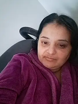 sarahhh1987 online show from December 14, 10:42 am