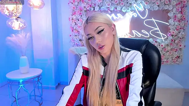 HannaConnor  online show from March 11, 7:47 pm