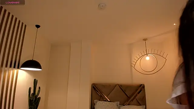 Snapshot of AliceHarper_ chatting on December 4, 5:32 pm AliceHarper online show from December 4, 5:32 pm