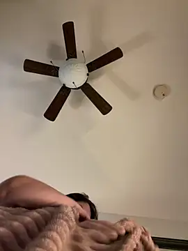 Snapshot of holyeroticss chatting on January 15, 8:48 pm holyeroticss online show from January 15, 8:48 pm